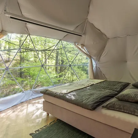 Glamping, Hot Tub & Projector By Nidumm Stay Maribor Exterior photo
