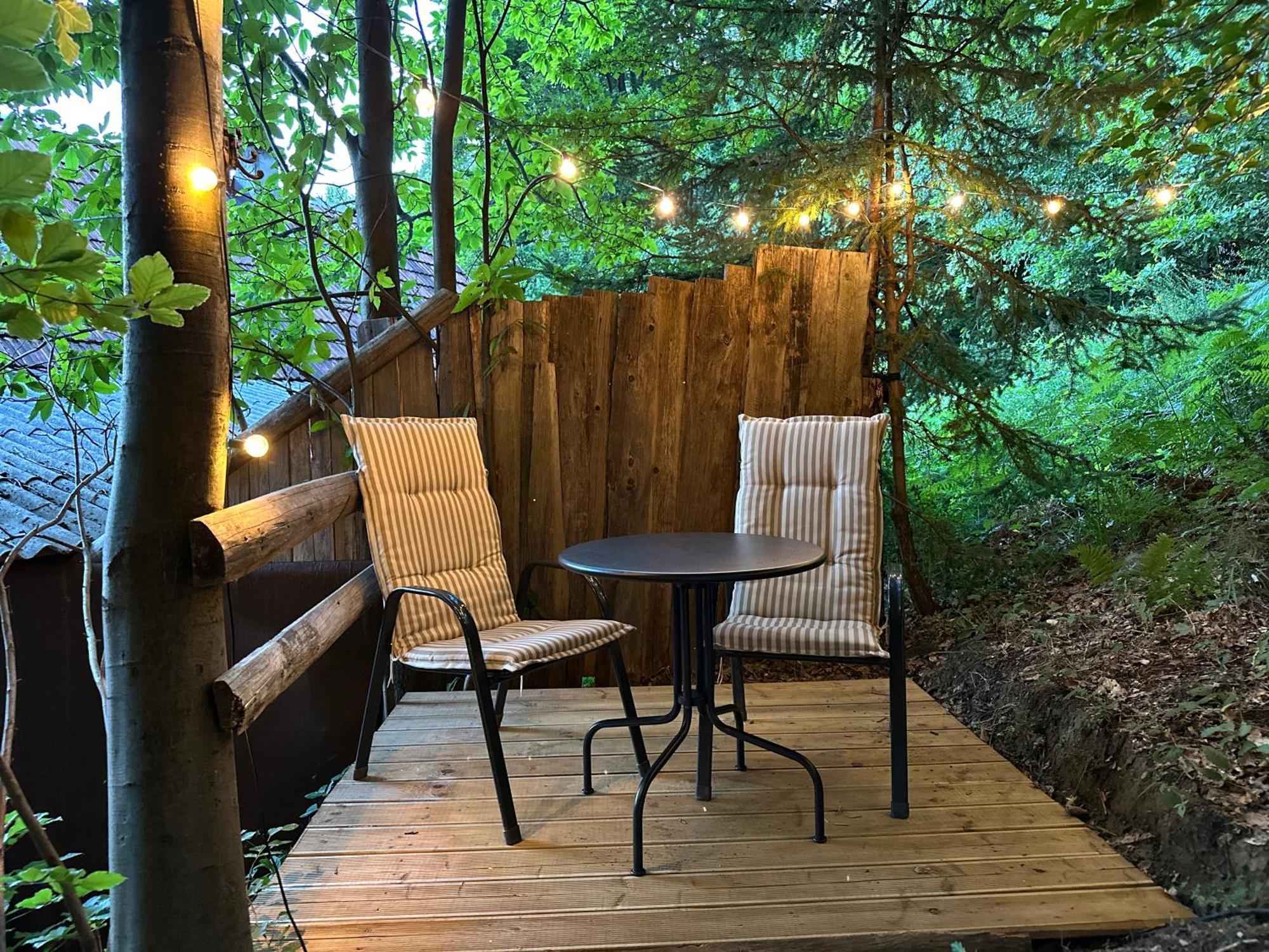 Luxury tent Glamping, Hot Tub & Projector By Nidumm Stay *