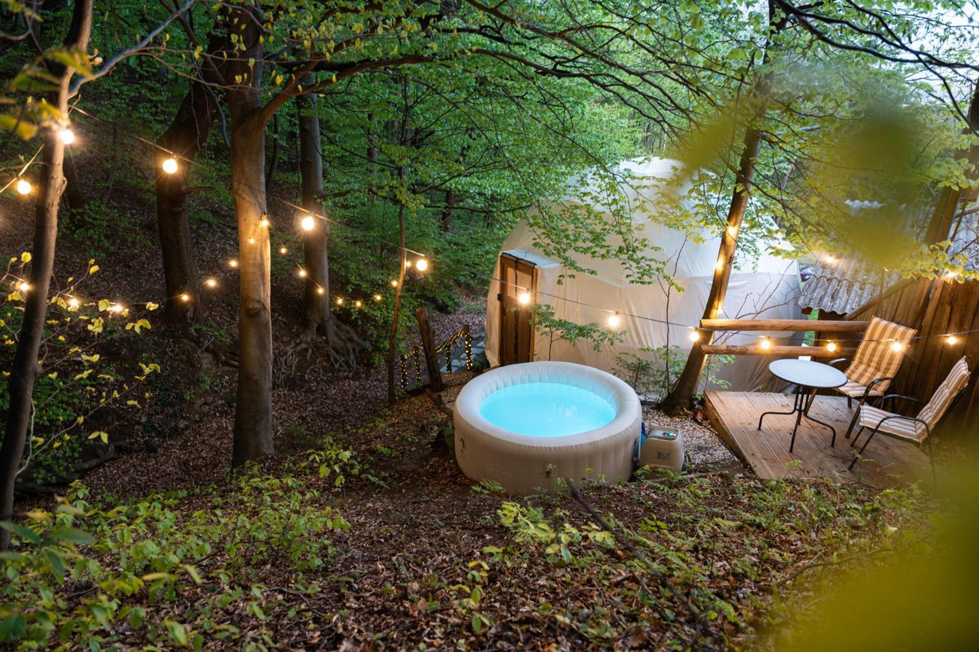 Glamping, Hot Tub & Projector By Nidumm Stay Luxury tent *